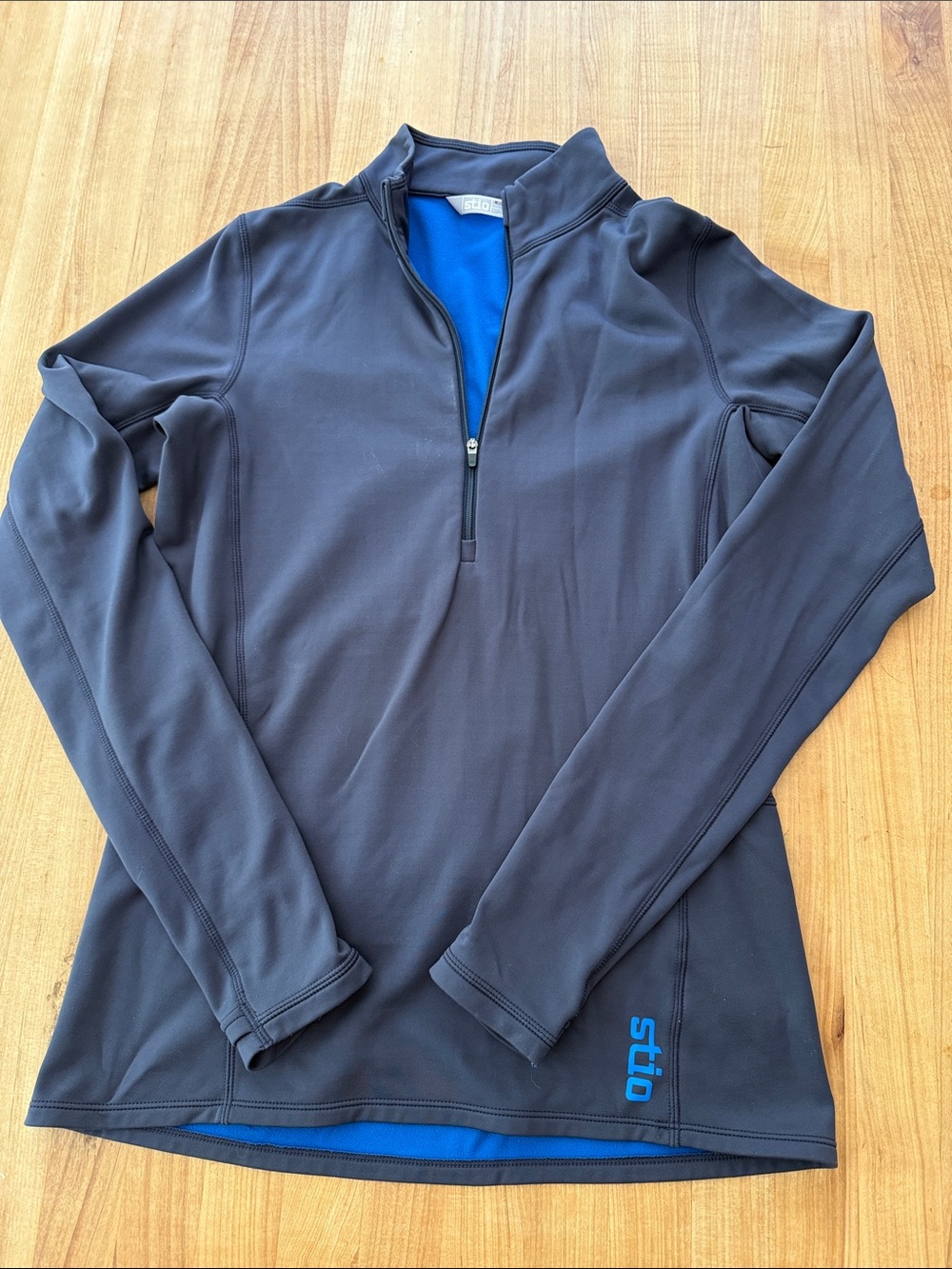 Stio Women’s Fremont Stretch  Quarter-Zip with Blue light fleece Interior